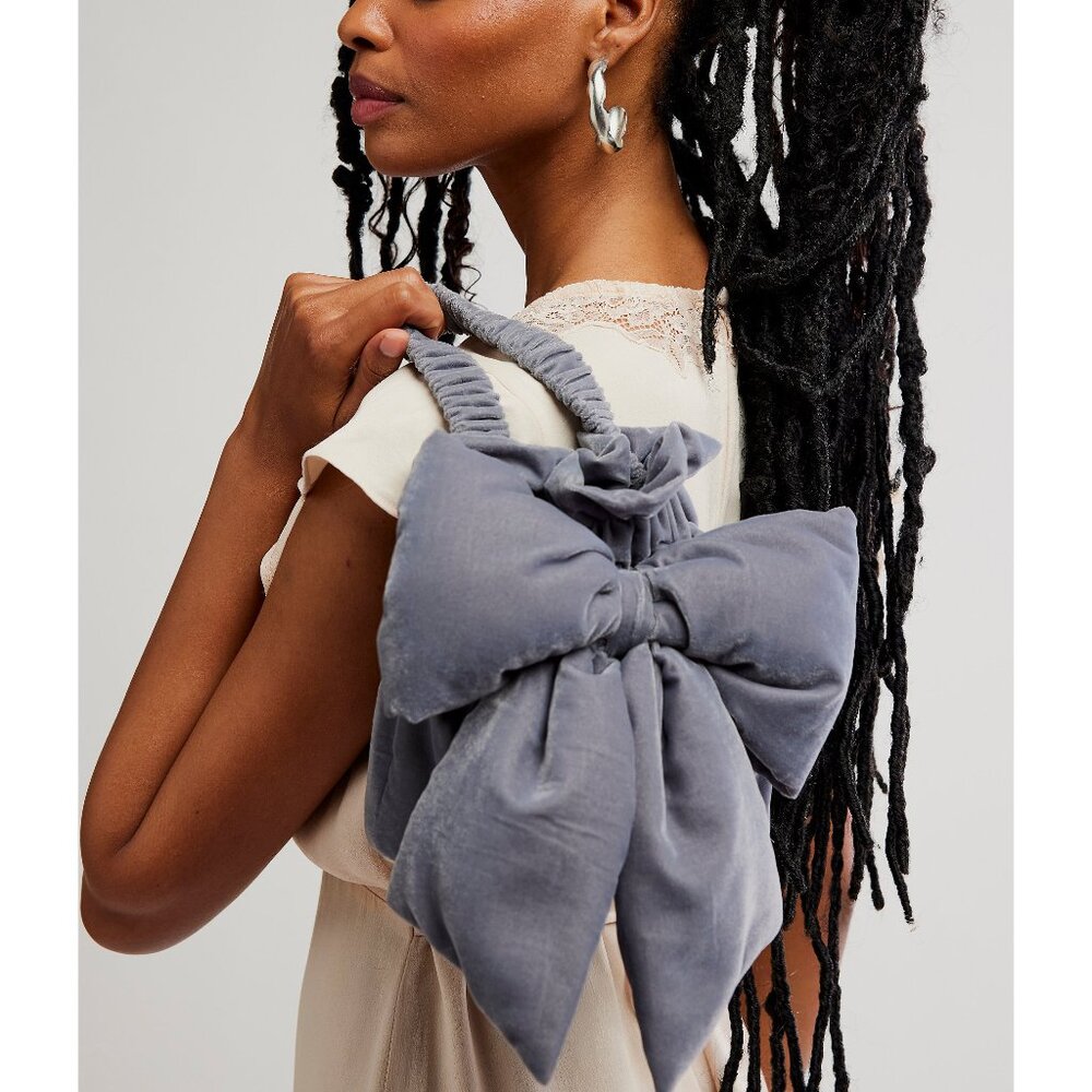 FREE PEOPLE Belle Velvet Bow Bag / Silver Blue
